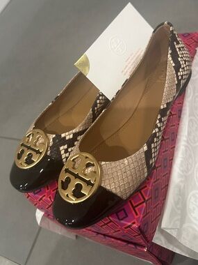 Tory Burch Chelsea cap toe snake print